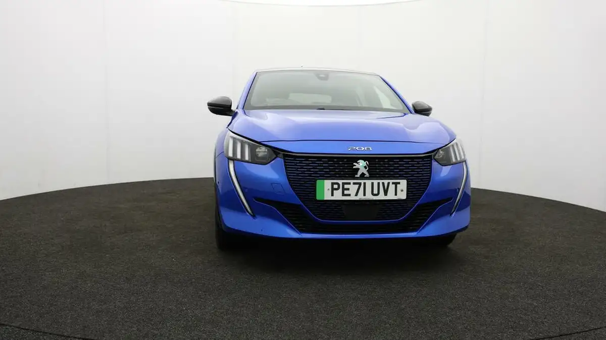 2021-peugeot-208-e-gt-50kwh-big-45