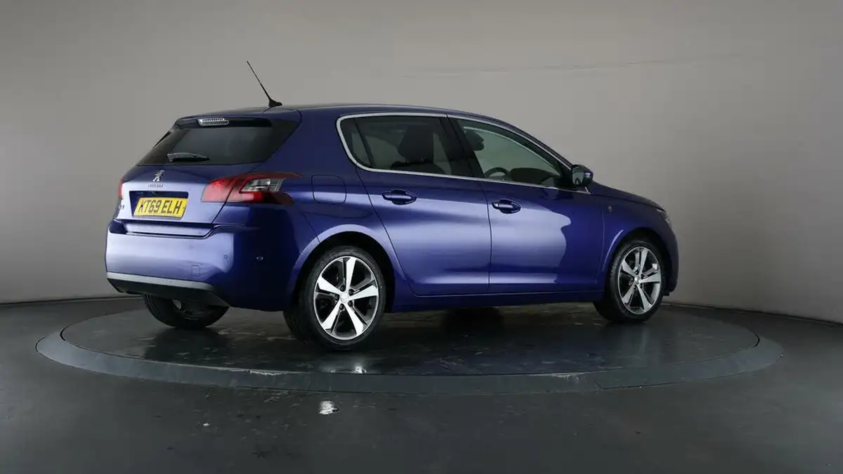 2019-peugeot-308-12-puretech-tech-edition-big-7