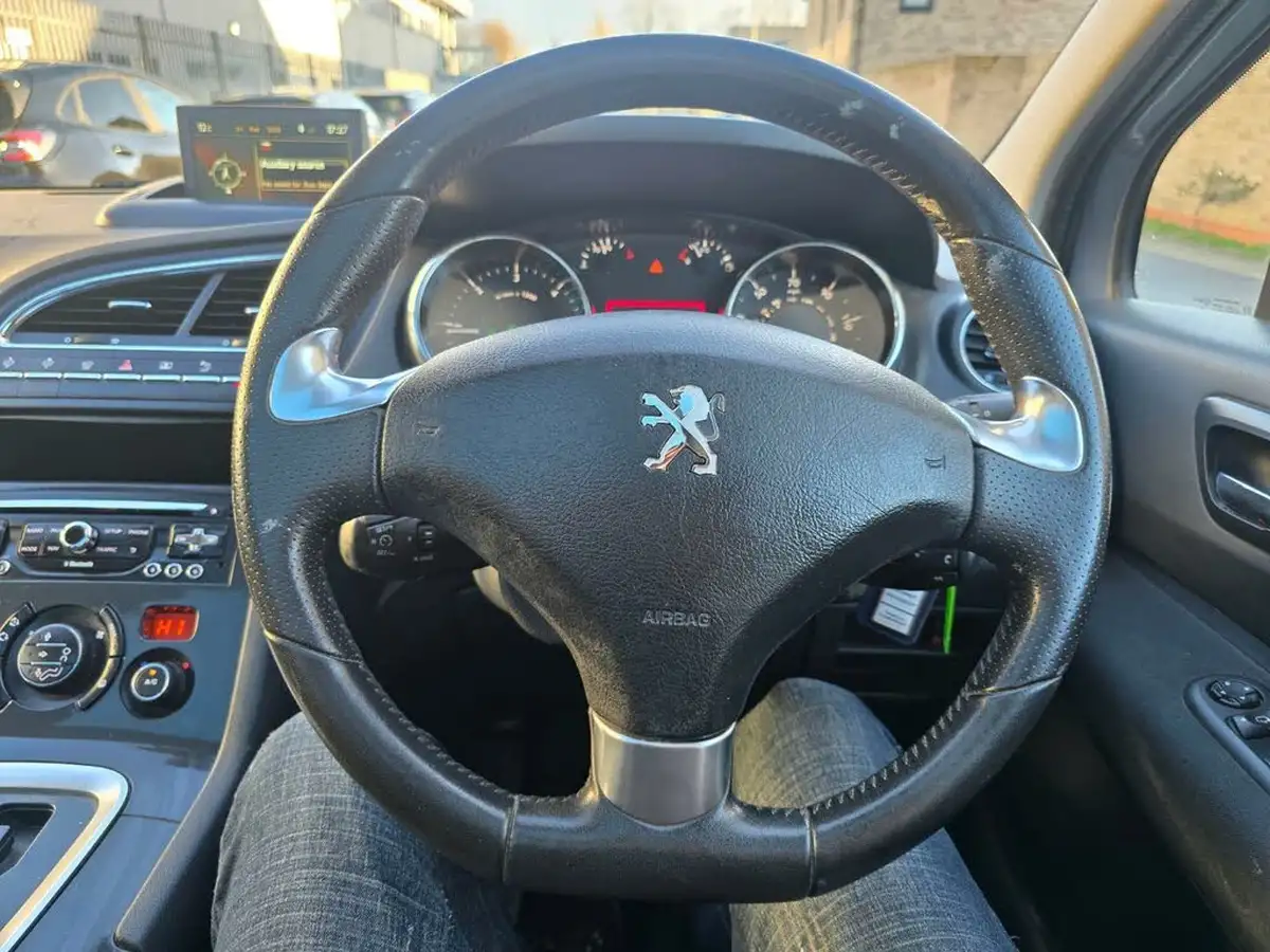 2015-peugeot-5008-16bluehdi-allure-auto-big-41