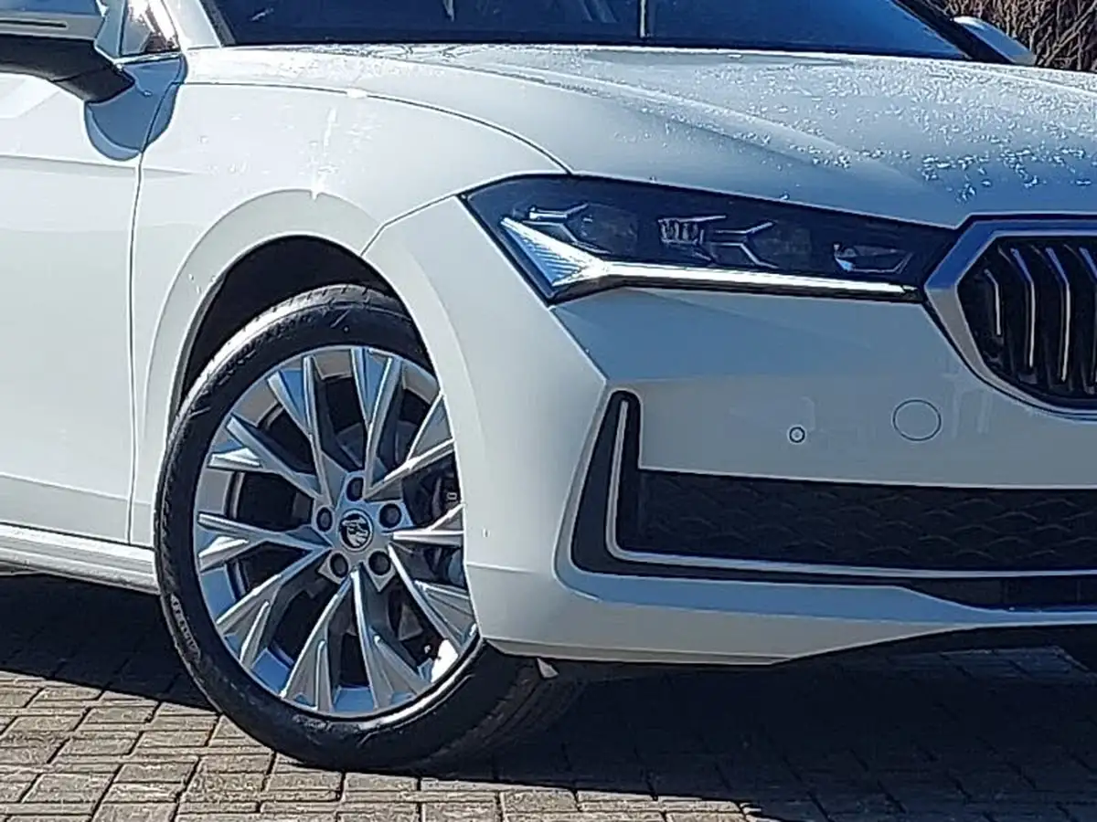 2024-skoda-superb-big-8