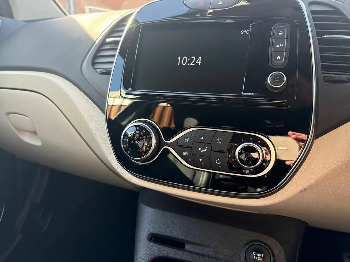 2019-renault-captur-13-tce-gt-line-130bhp-big-17