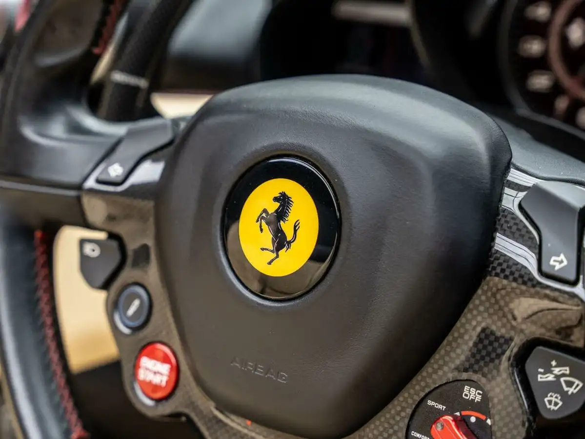 2016-ferrari-california-39-t-big-22
