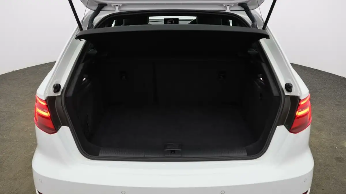 2018-audi-a3-15-tfsi-s-line-sportback-5d-big-16