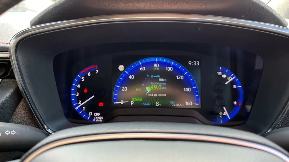 2022-toyota-corolla-18-vvt-i-excel-120bhp-trk-hatchback-big-8