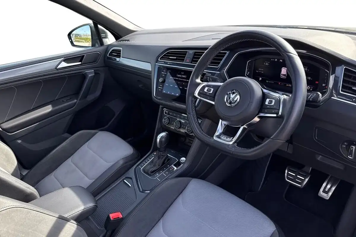 2020-volkswagen-tiguan-20-tsi-sel-190ps-big-13