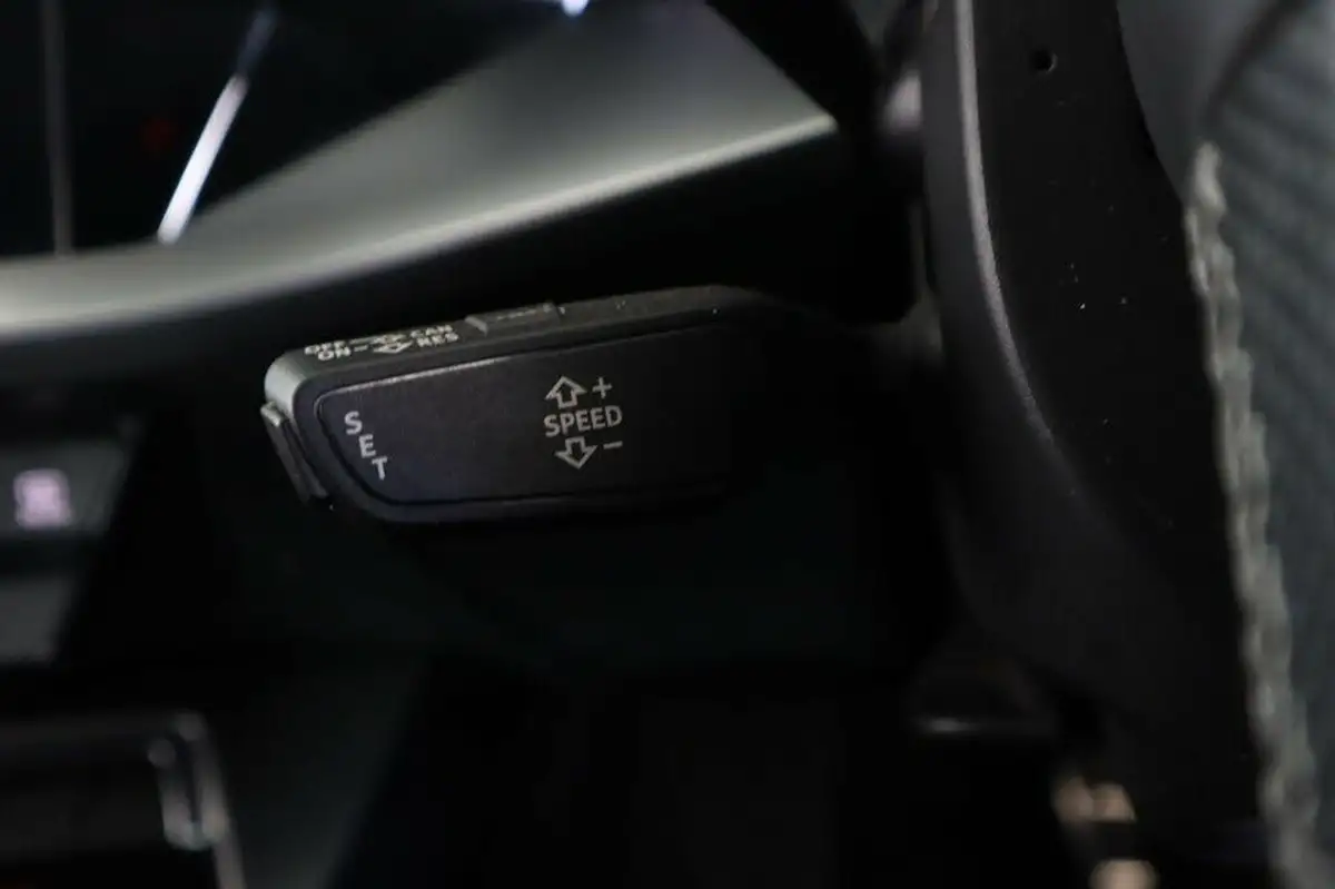 2021-audi-a3-14-40-tfsi-e-s-line-big-17