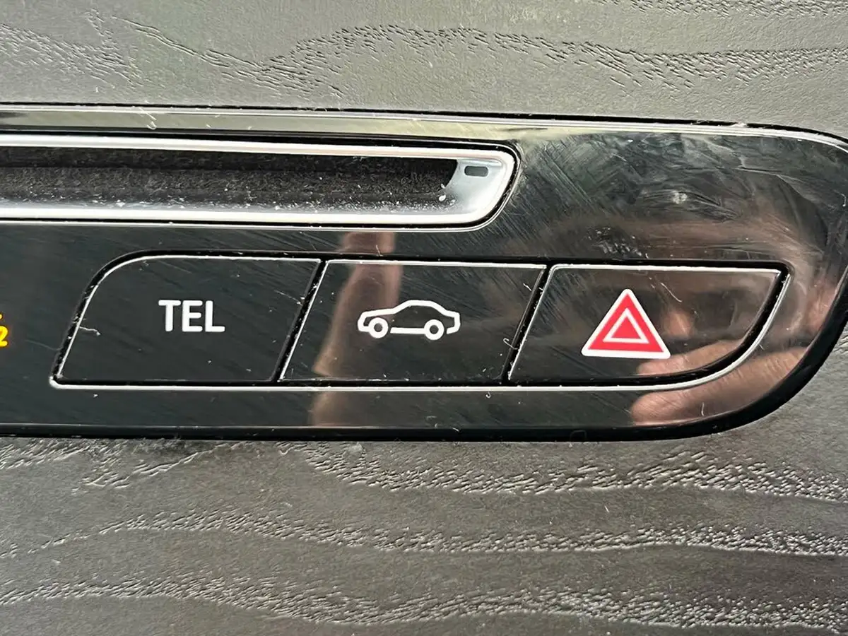 2018-mercedes-benz-glc-class-21d-glc250d-amg-line-premiumss-coupe-4d-big-51