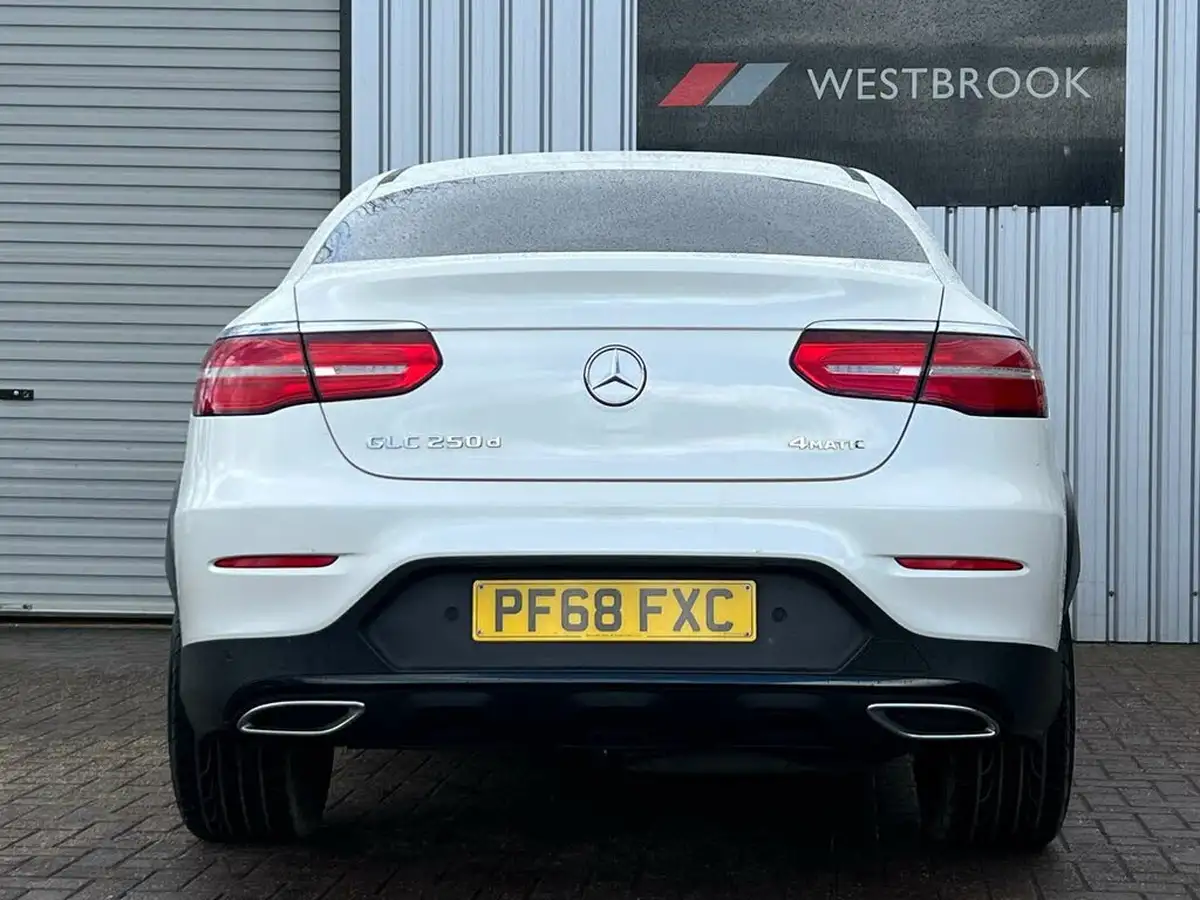 2018-mercedes-benz-glc-class-21d-glc250d-amg-line-premiumss-coupe-4d-big-3