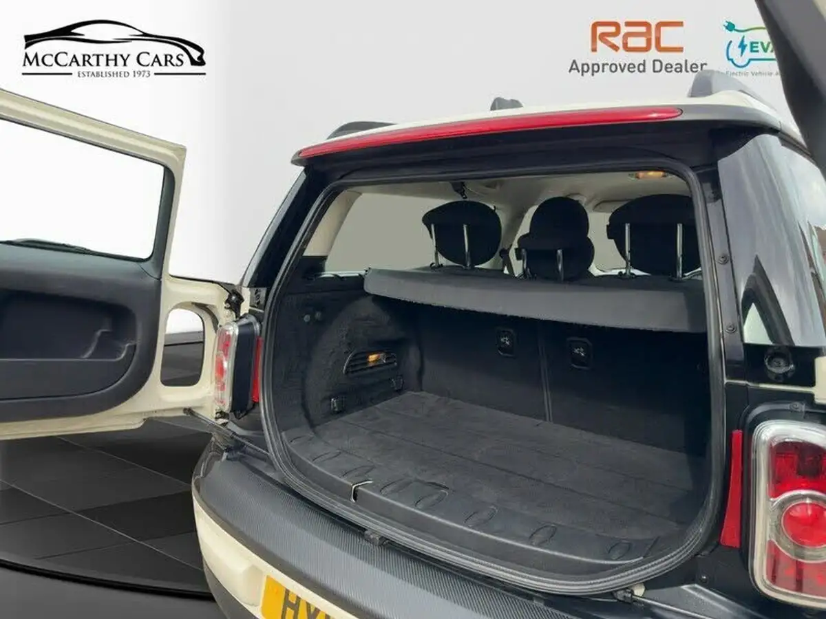 2012-mini-clubman-16-one-auto-big-20
