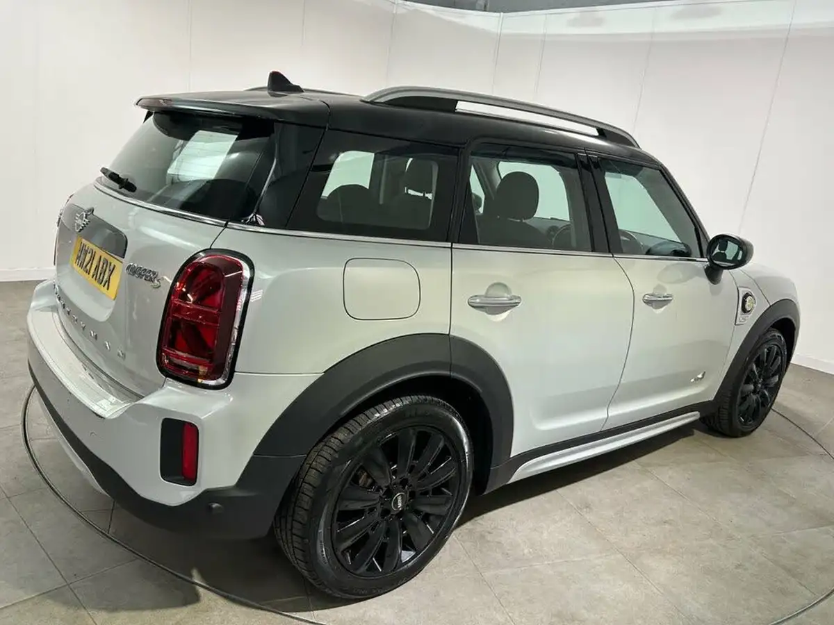 2021-mini-countryman-15-cooper-s-e-phev-classic-big-3