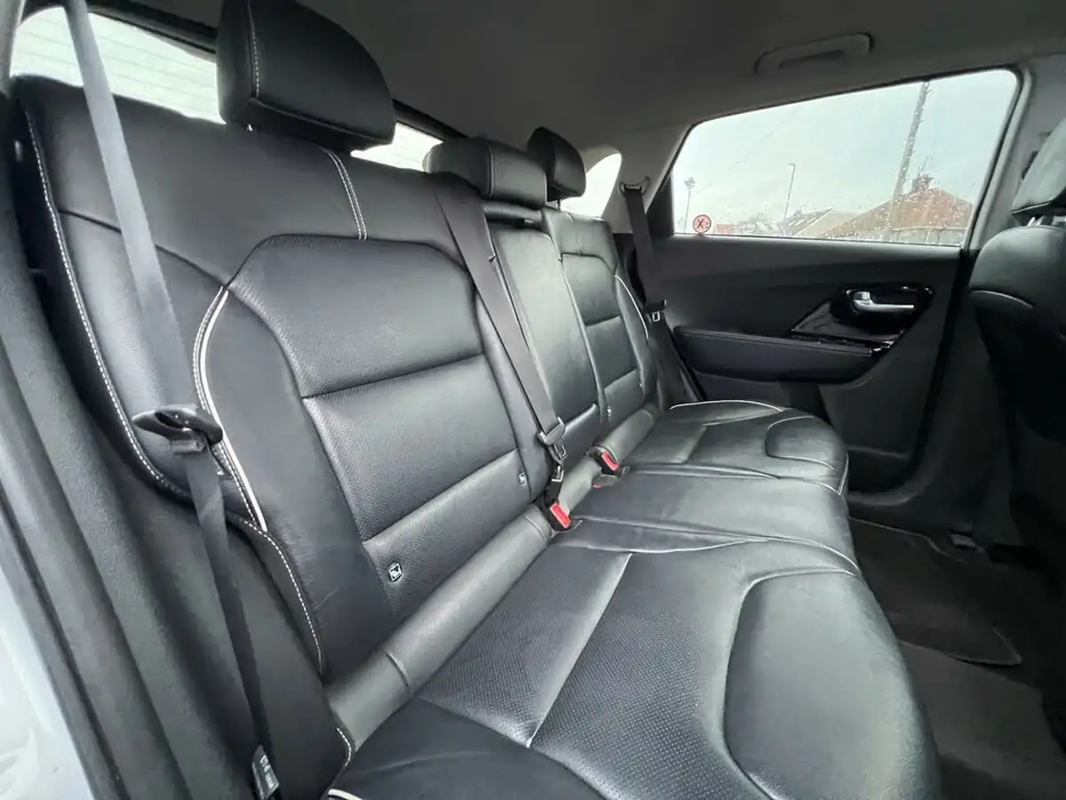 2020-kia-e-niro-ev-4-big-17
