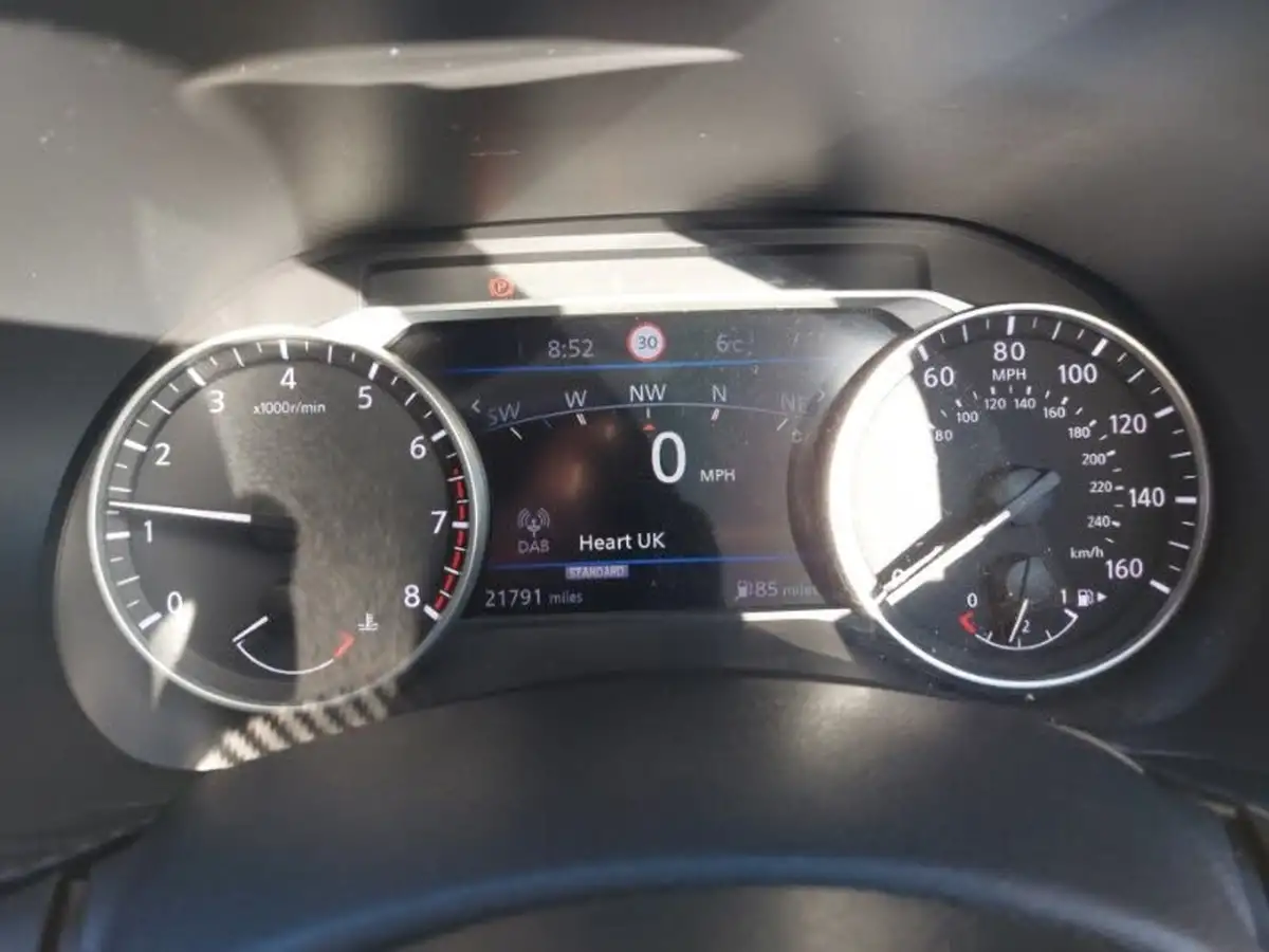 2022-nissan-juke-10-dig-t-n-connecta-big-13