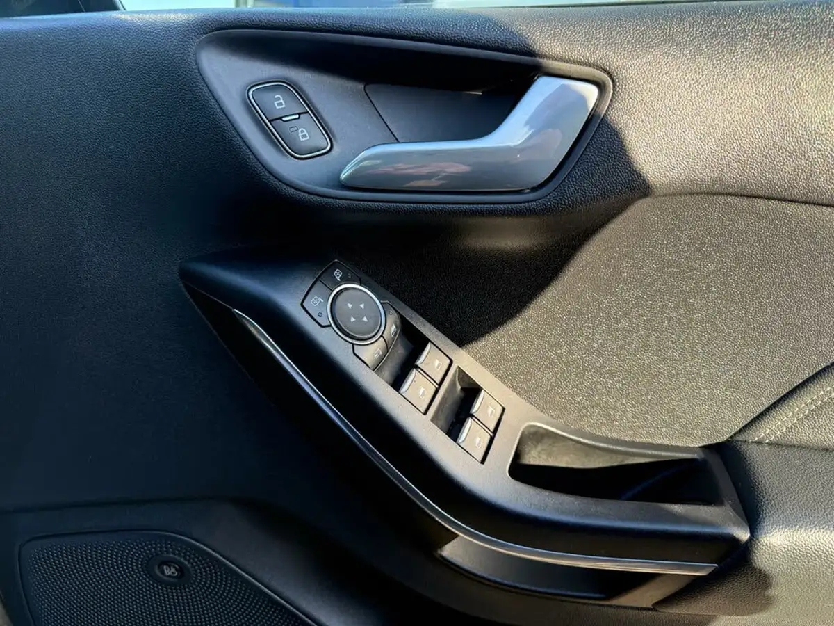 2020-ford-fiesta-10t-titanium-x-100ps-auto-big-55