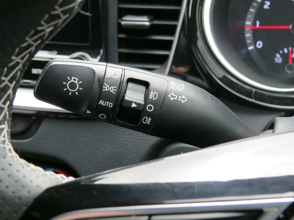 2024-kia-ceed-15-t-gdi-gt-line-138bhp-big-23