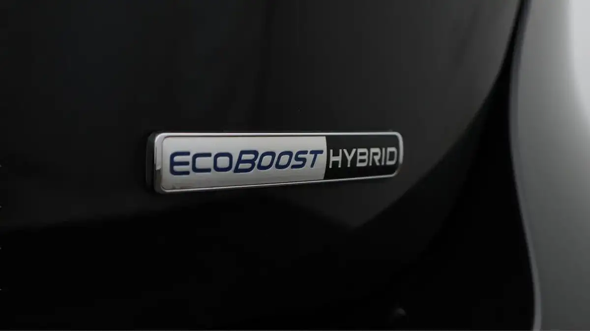 2020-ford-fiesta-10t-titanium-125ps-hybrid-mhev-big-22