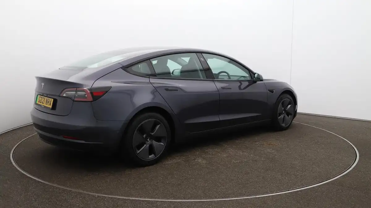 2021-tesla-model-3-e-standard-plus-big-53