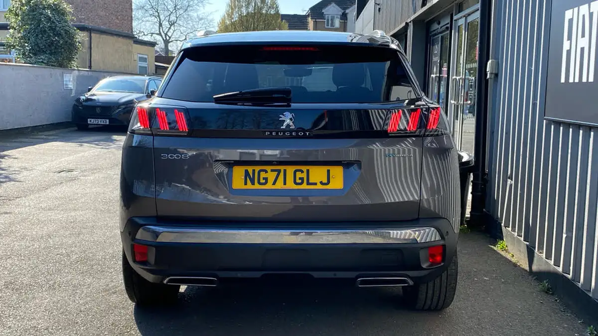 2022-peugeot-3008-suv-16-puretech-gt-premium-300bhp-4wd-hybrid4-e-eat8-big-8