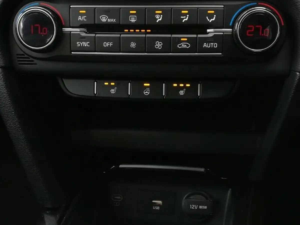 2023-kia-xceed-15-t-gdi-3-158bhp-big-18