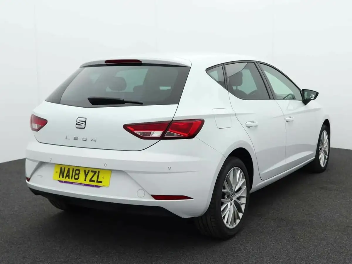 2018-seat-leon-12-tsi-se-dynamic-technology-hatchback-big-5