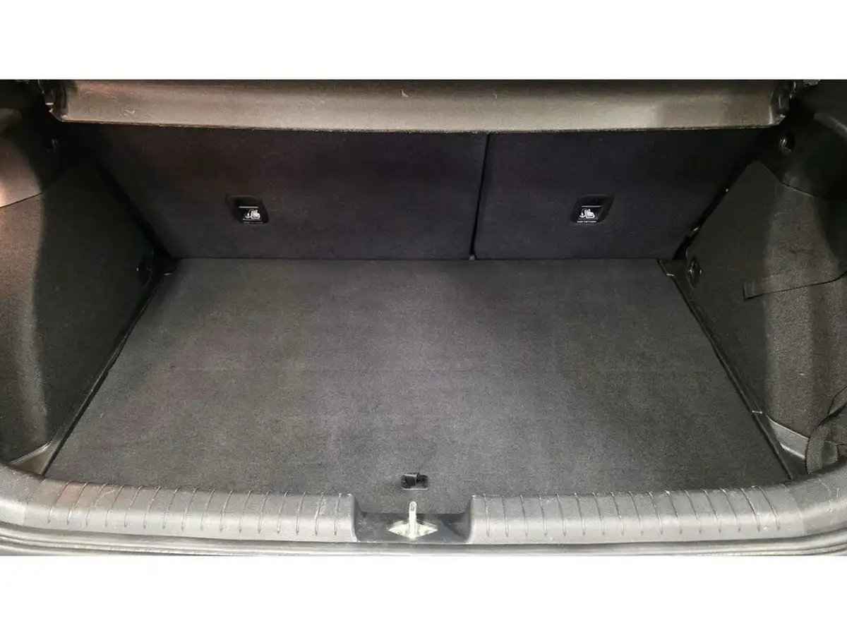 2017-hyundai-i20-12-se-hatchback-5d-big-45