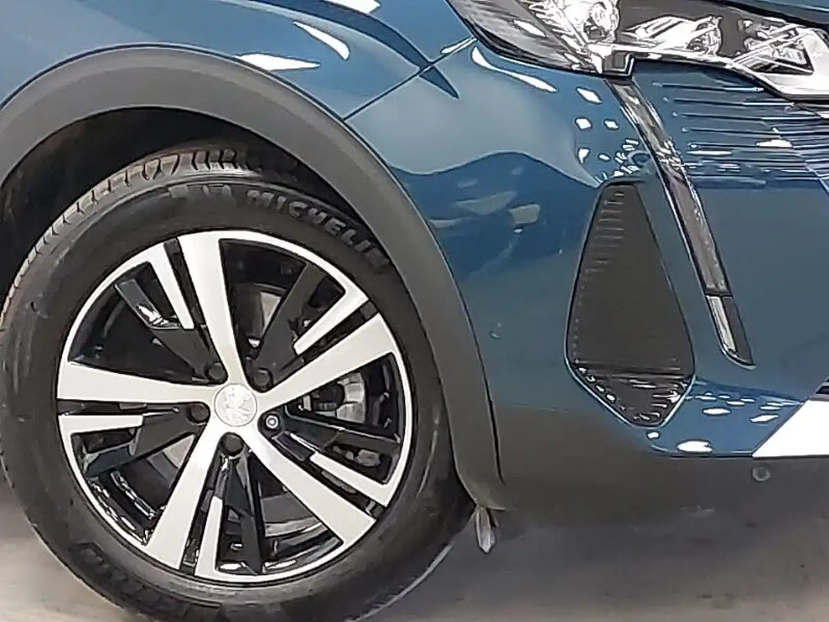 2024-peugeot-5008-suv-12-puretech-gt-130ps-big-8