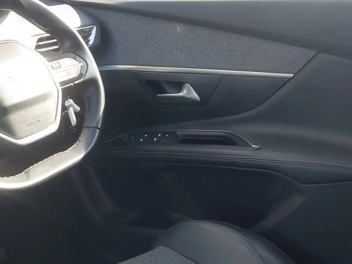 2019-peugeot-5008-suv-15-bluehdi-allure-big-9