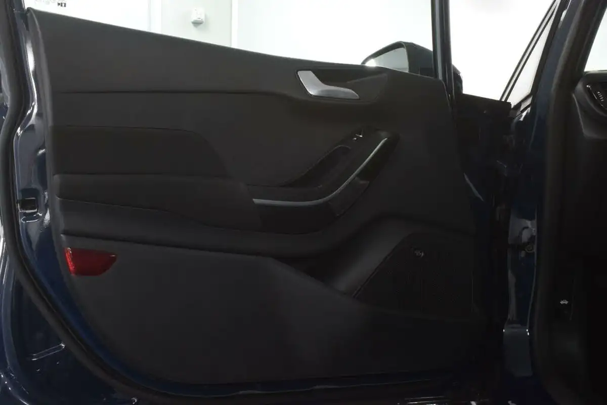 2018-ford-fiesta-15tdci-zetec-5d-big-41