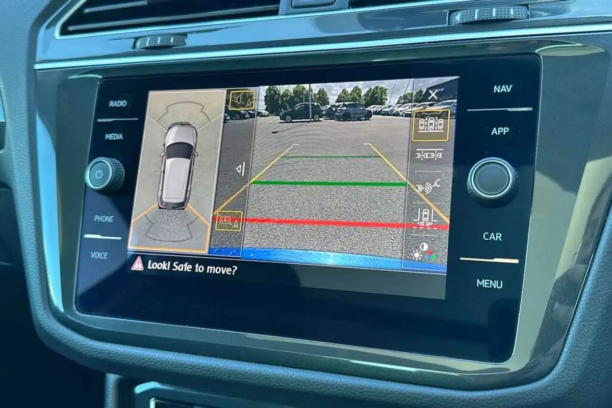 2019-volkswagen-tiguan-15-tsi-sel-big-54