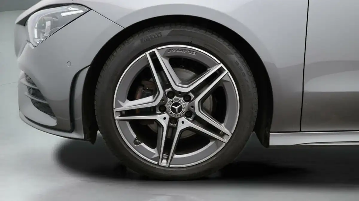 2020-mercedes-benz-cla-13-cla-180-amg-line-premium-plus-coupe-4d-big-18