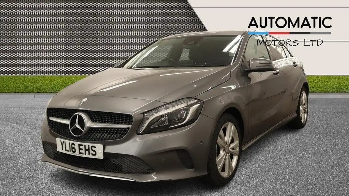2016-mercedes-benz-a-class-21d-a200d-sport-premiumss-7g-dct-big-3