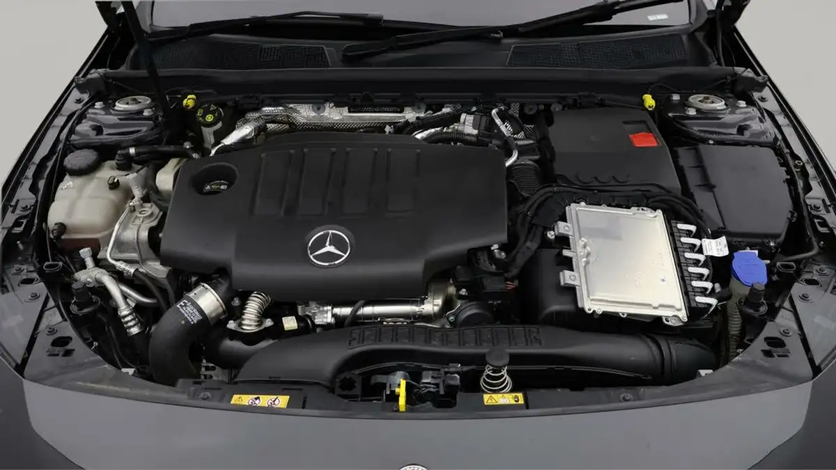 2021-mercedes-benz-a-class-20d-a220d-amg-line-executive-hatchback-5d-big-30