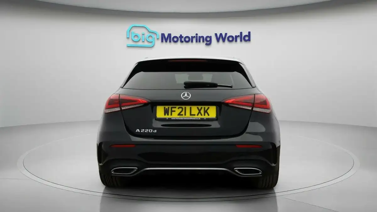 2021-mercedes-benz-a-class-20d-a220d-amg-line-executive-hatchback-5d-big-6