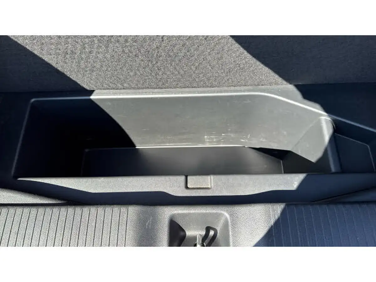 2022-honda-hr-v-15-i-mmd-advance-big-43