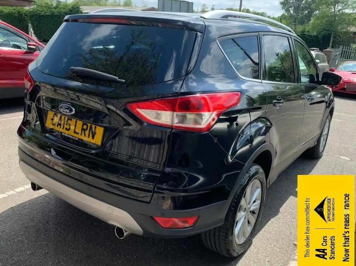2015-ford-kuga-20tdci-titanium-180ps-awd-powershift-big-3