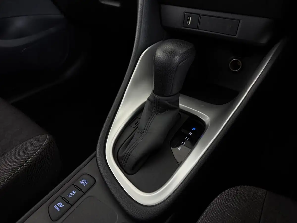 2022-toyota-yaris-15-vvt-i-icon-big-37