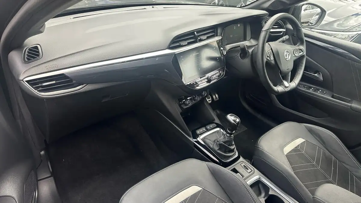 2022-vauxhall-corsa-12-turbo-ultimate-100ps-big-9