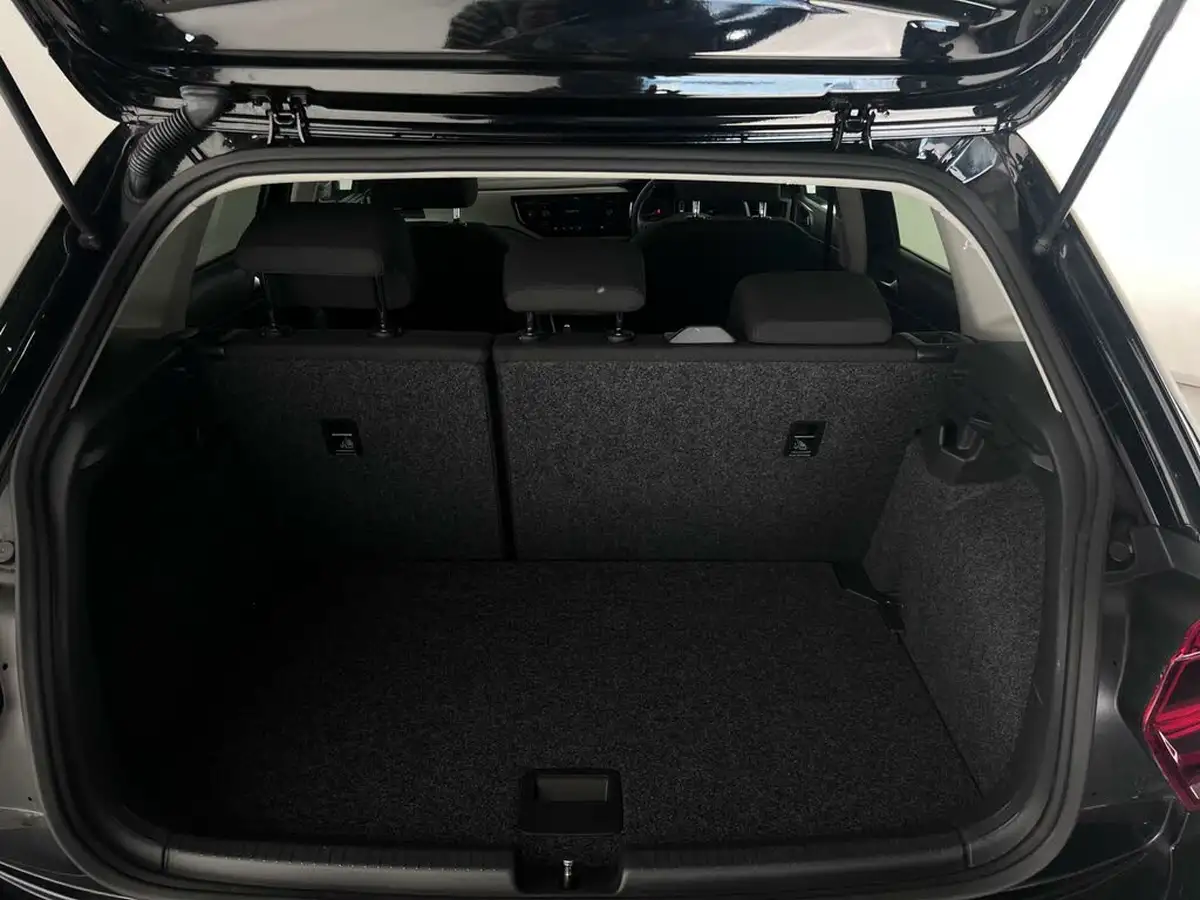 2021-volkswagen-polo-10-tsi-match-dsg-big-12