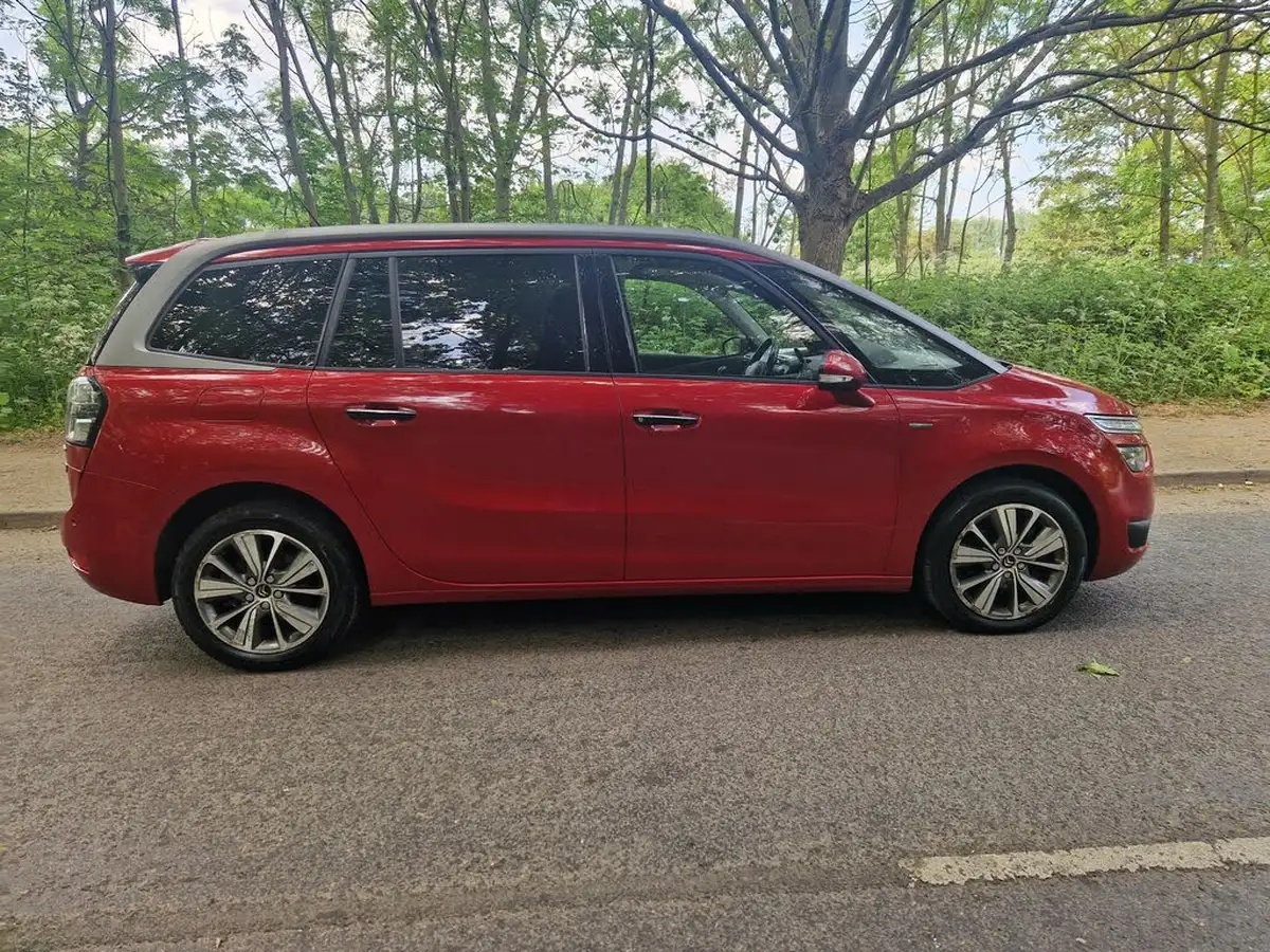 2014-citroen-grand-c4-picasso-16e-hdi-exclusive-etg6-big-7