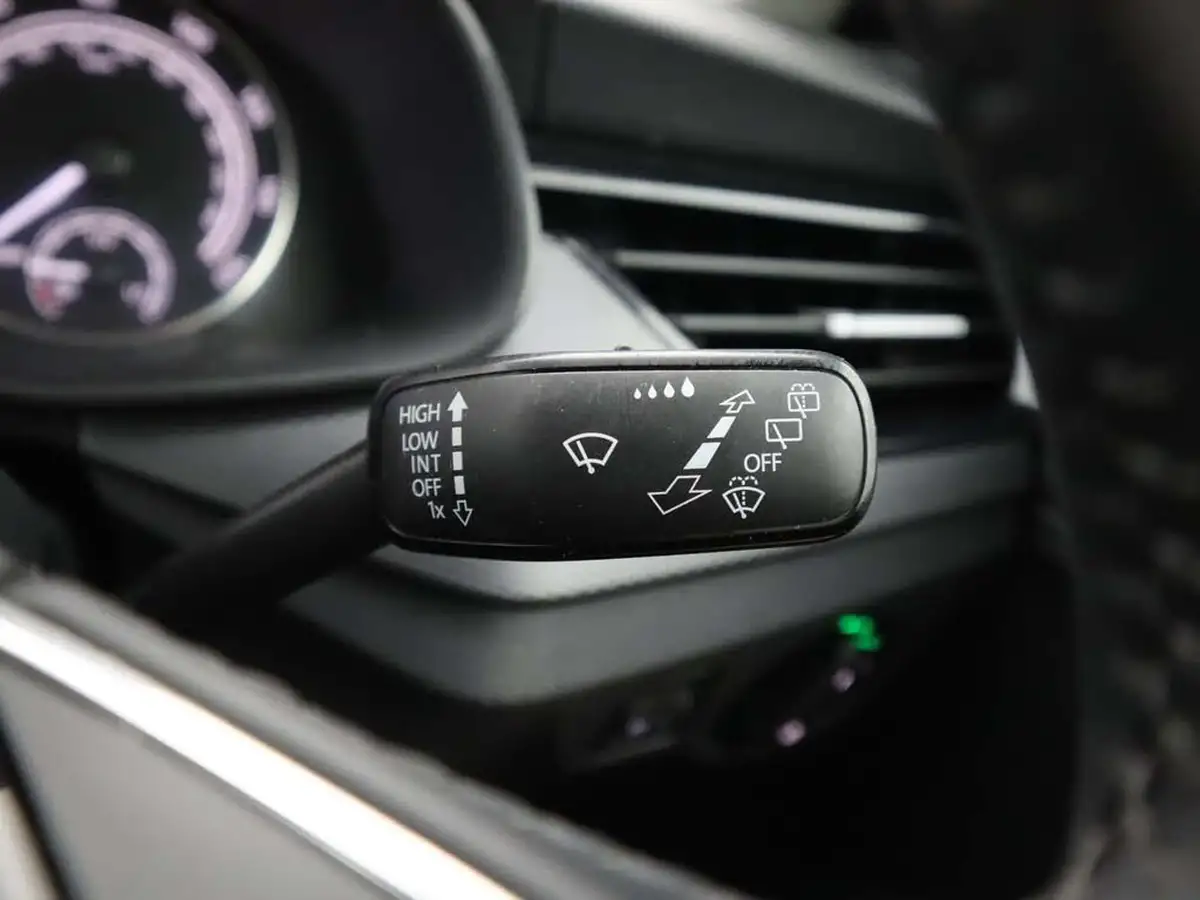 2023-skoda-scala-10-tsi-s-big-33