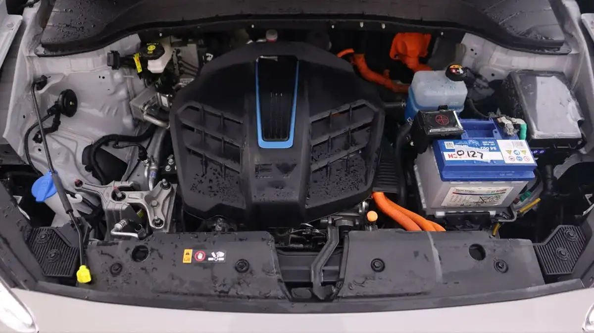 2022-hyundai-kona-e-premium-204ps-64kwh-7kw-obc-big-18