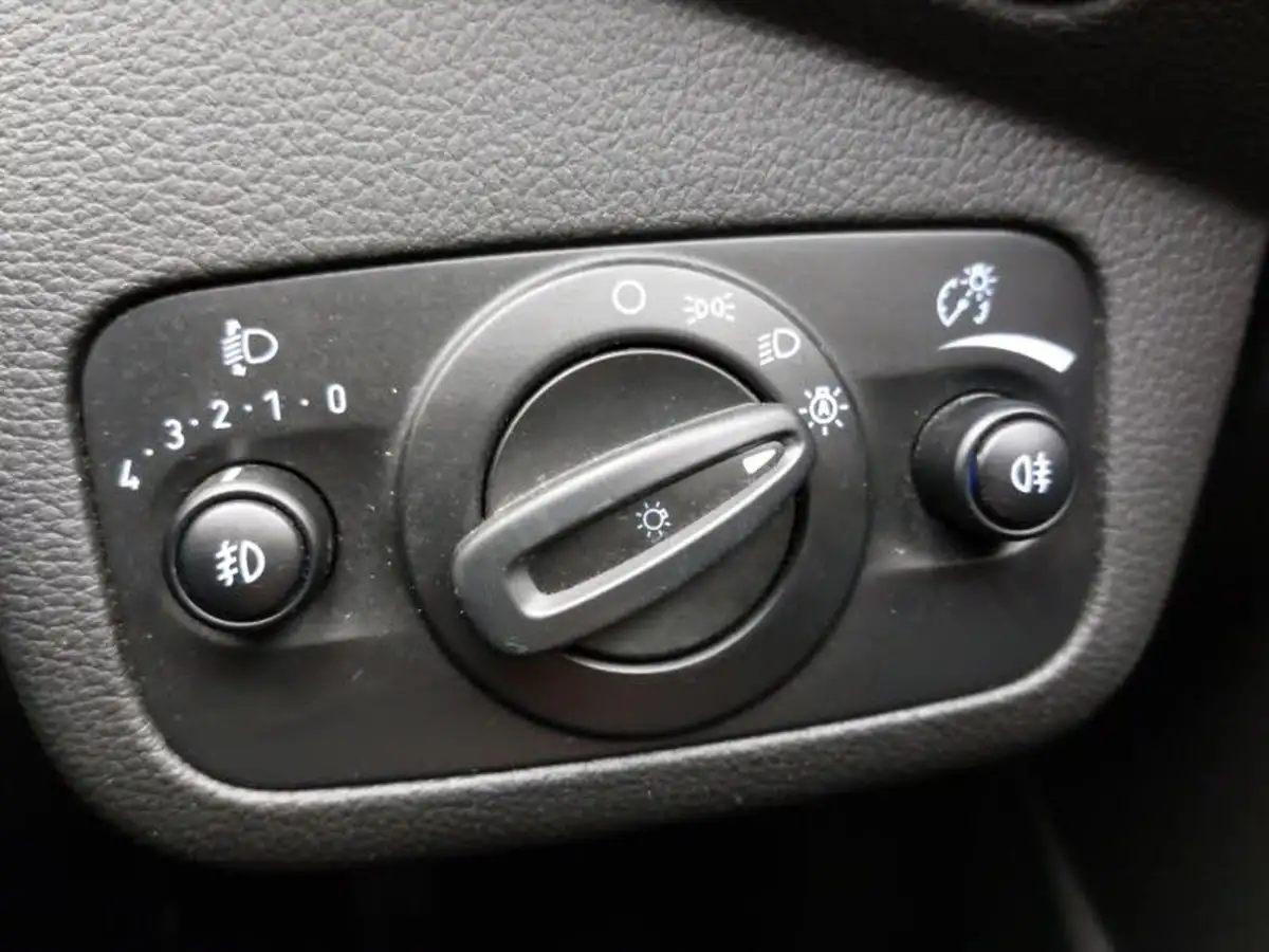 2018-ford-kuga-15tdci-titanium-edition-big-16