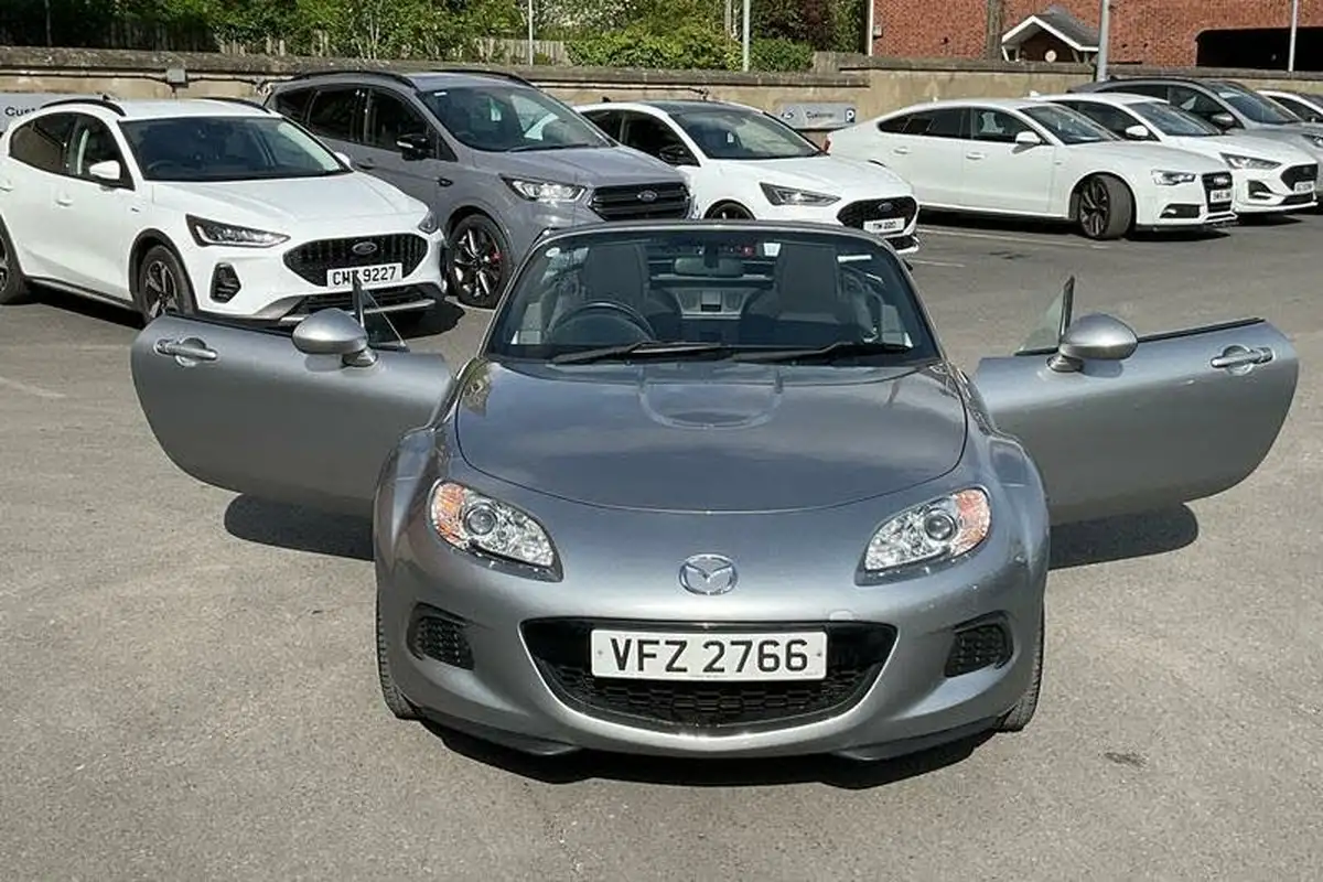 2014-mazda-mx-5-18-se-air-con-big-30