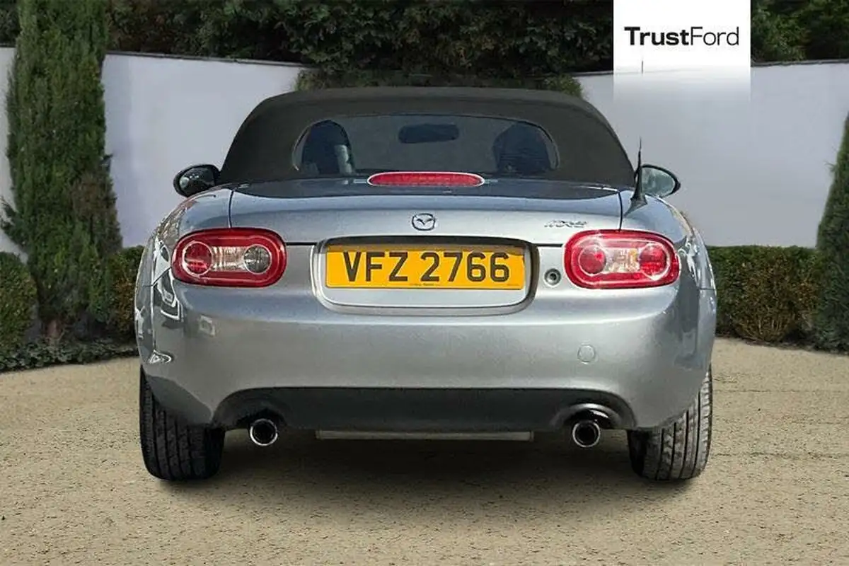 2014-mazda-mx-5-18-se-air-con-big-6