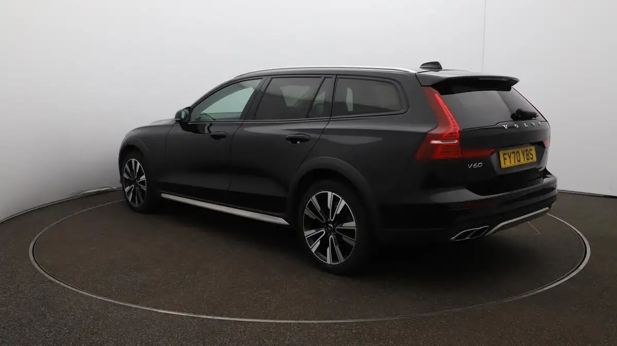 2020-volvo-v60-20td-d4-cross-country-plus-big-54