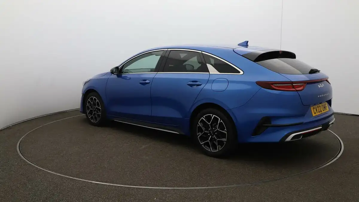 2022-kia-pro-ceed-15-t-gdi-gt-line-big-62
