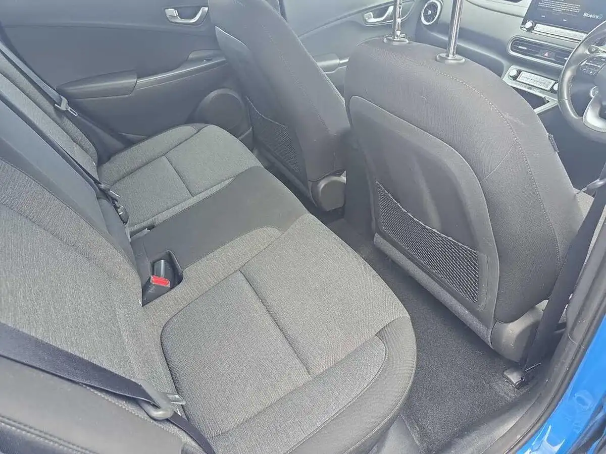 2022-hyundai-kona-e-se-connect-big-19
