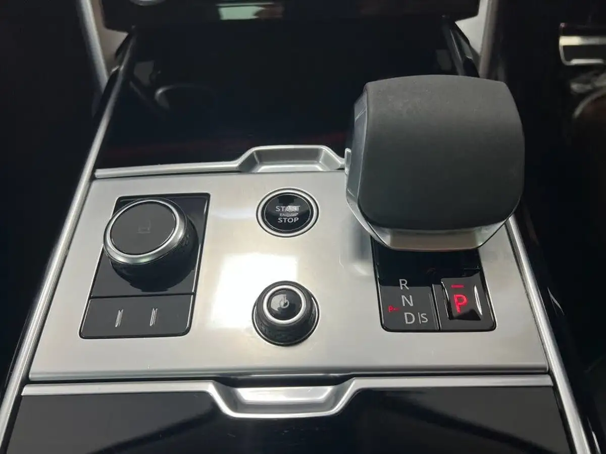 2023-land-rover-range-rover-30-d350-se-big-14