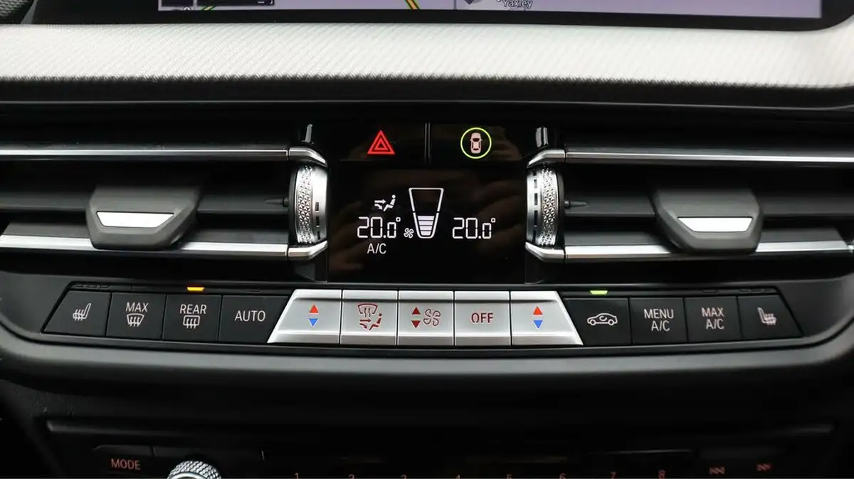 2022-bmw-1-series-15-118i-m-sport-lcp-dct-big-12
