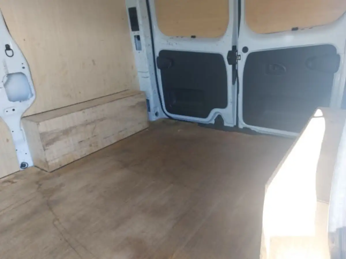 2022-renault-trafic-20dci-sl28-130-business-big-5