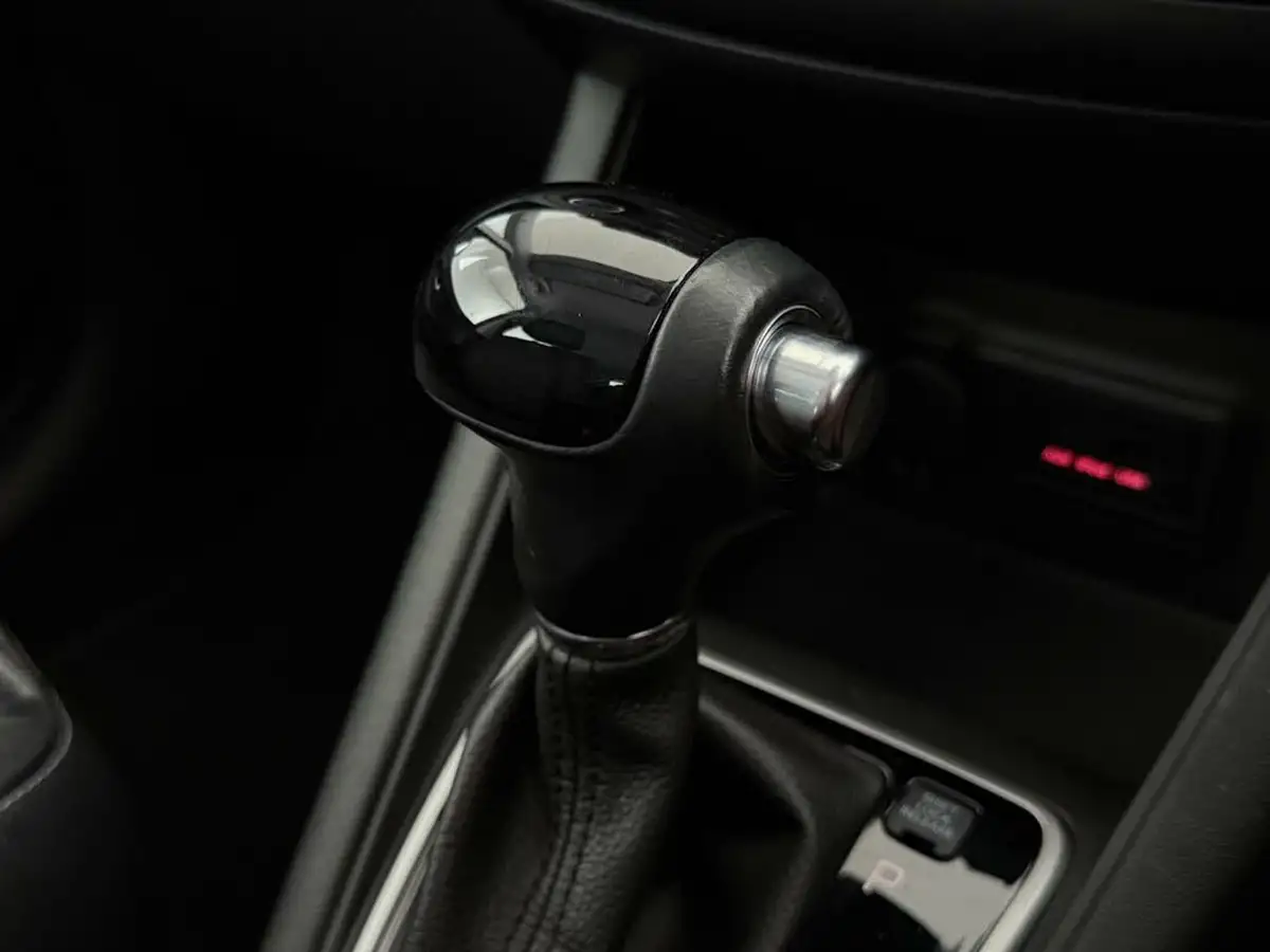 2019-kia-venga-16-3-auto-big-30